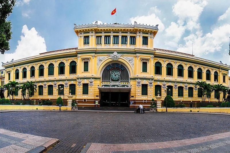 Thành phố Hồ Chí Minh - nơi giao thoa văn hóa kiến trúc Đông và Tây